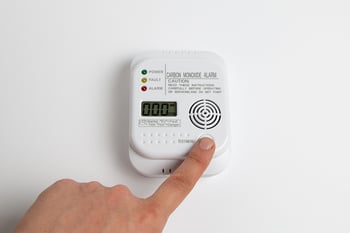 Testing a carbon monoxide detector