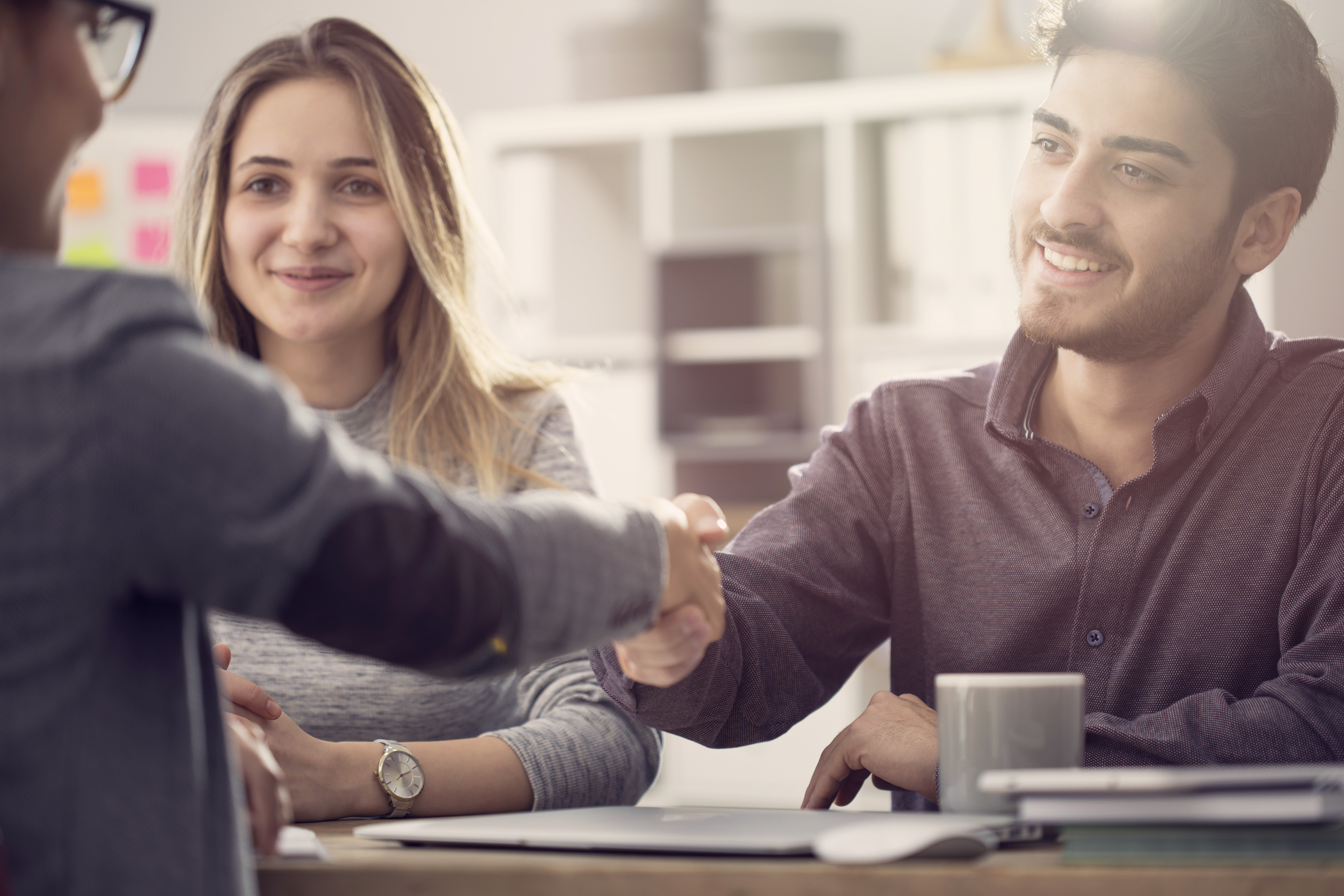 Handshake between a customer and agent